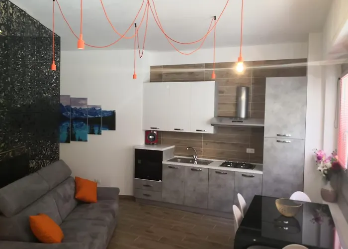 Orange House Apartament *